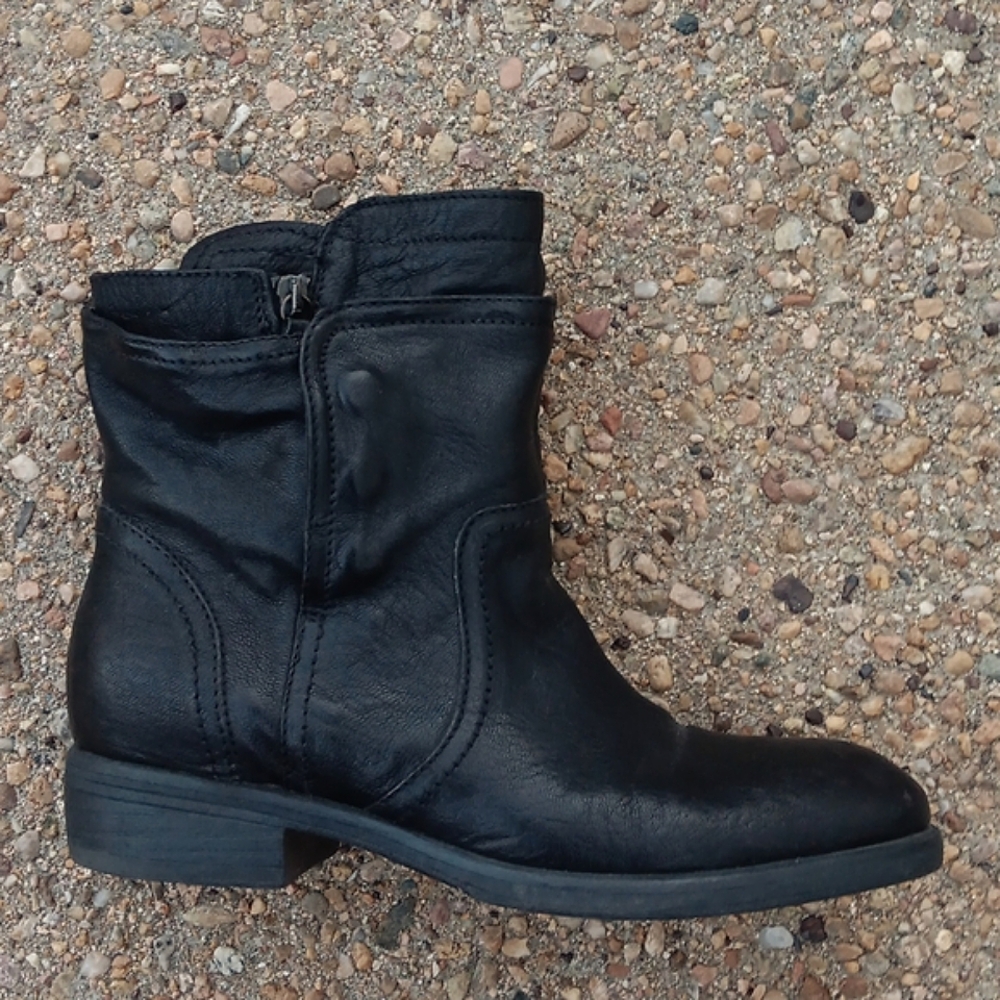 Vera Wang Ozita black leather boots women's sz 10 - Picture 4 of 12